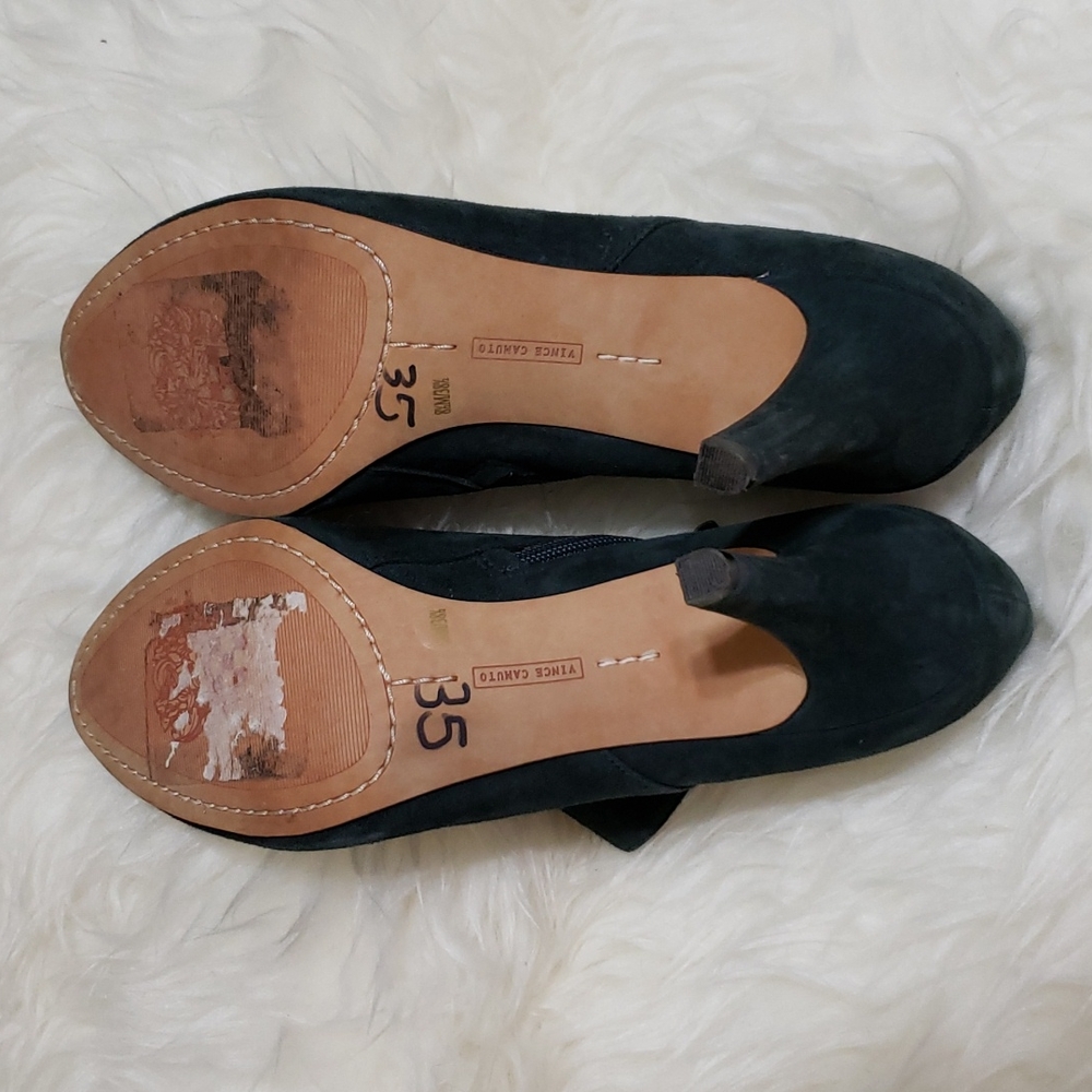 Vince Camuto Ankle Boots with Heel - Picture 6 of 7